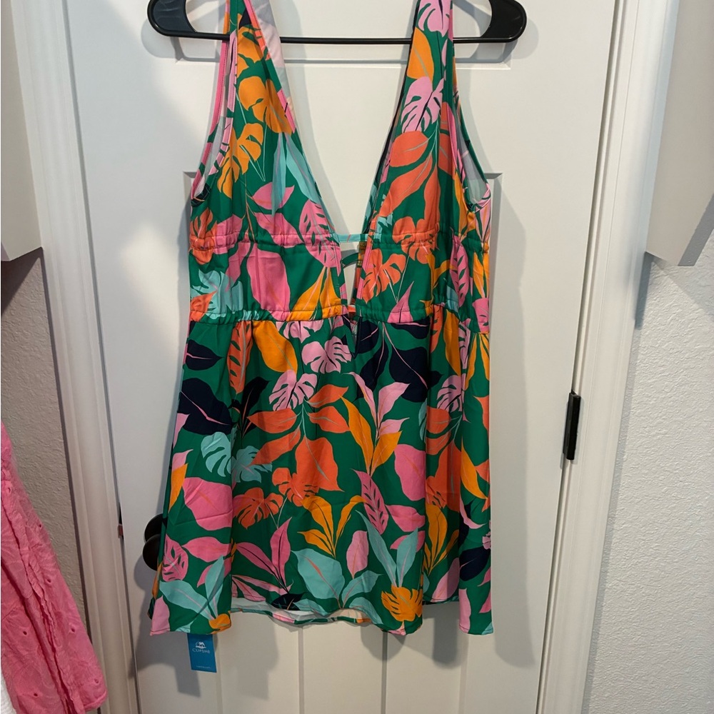 Floral V-Neck Sleeveless Dress
